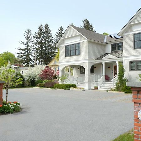 ساراتوغا سبرينغس، نيويورك The Springwater Bed And Breakfast المظهر الخارجي الصورة