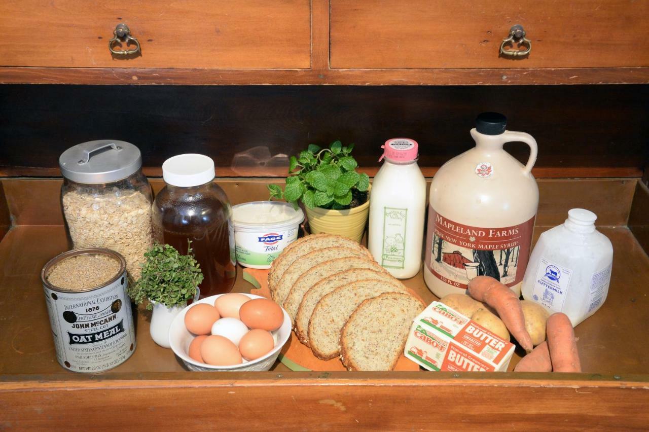 ساراتوغا سبرينغس، نيويورك The Springwater Bed And Breakfast المظهر الخارجي الصورة