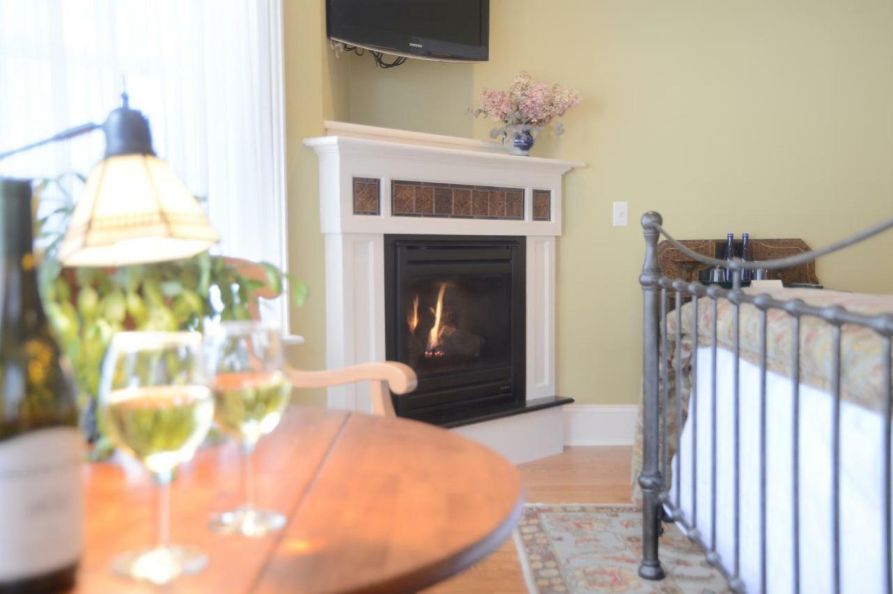ساراتوغا سبرينغس، نيويورك The Springwater Bed And Breakfast المظهر الخارجي الصورة