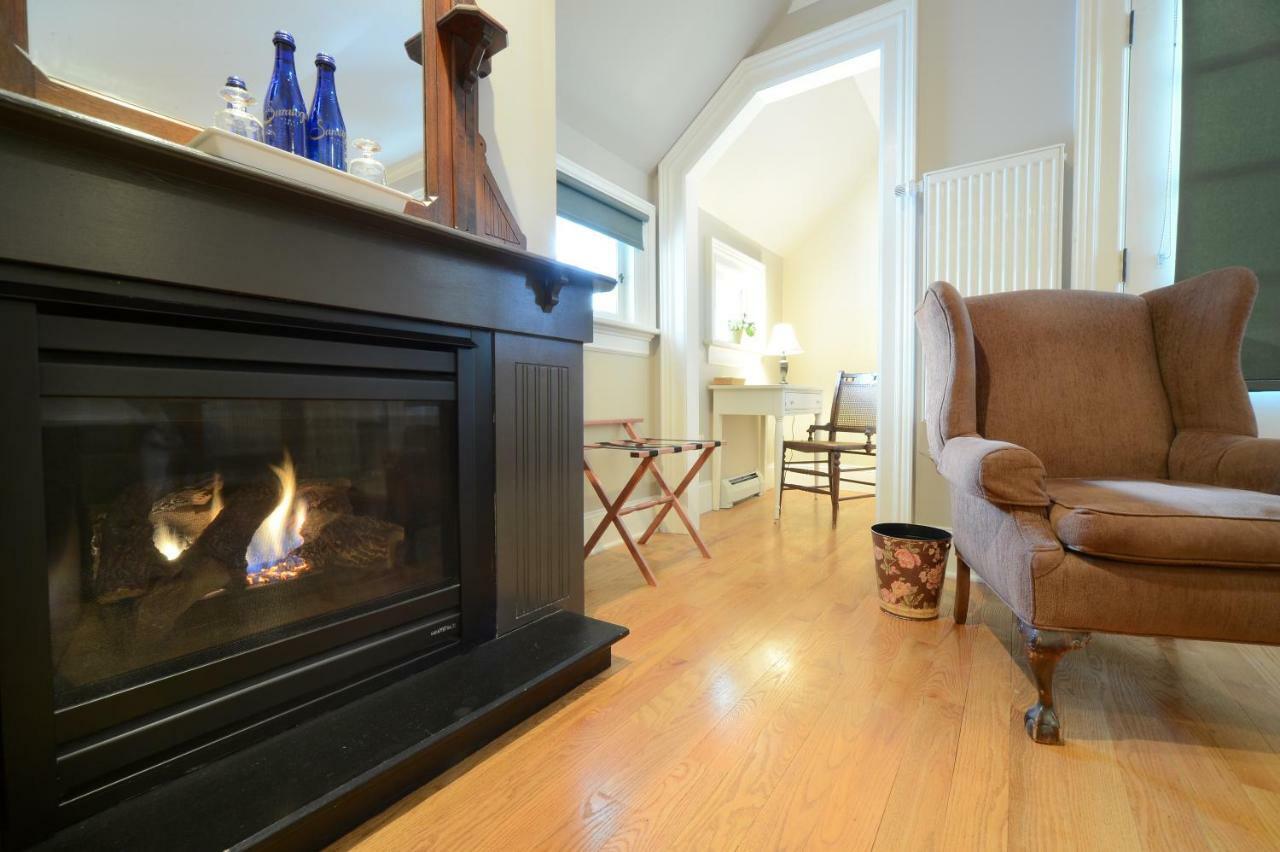 ساراتوغا سبرينغس، نيويورك The Springwater Bed And Breakfast المظهر الخارجي الصورة
