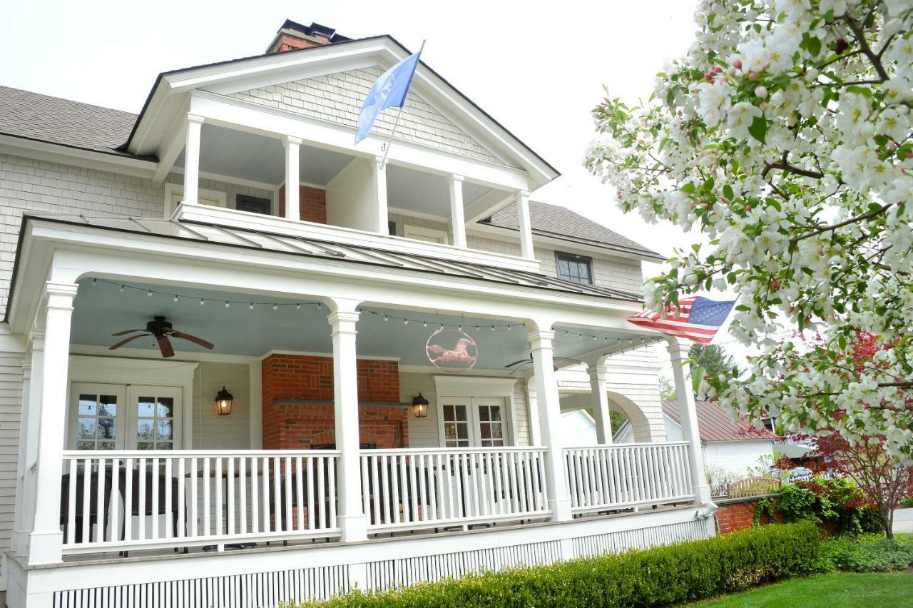 ساراتوغا سبرينغس، نيويورك The Springwater Bed And Breakfast المظهر الخارجي الصورة