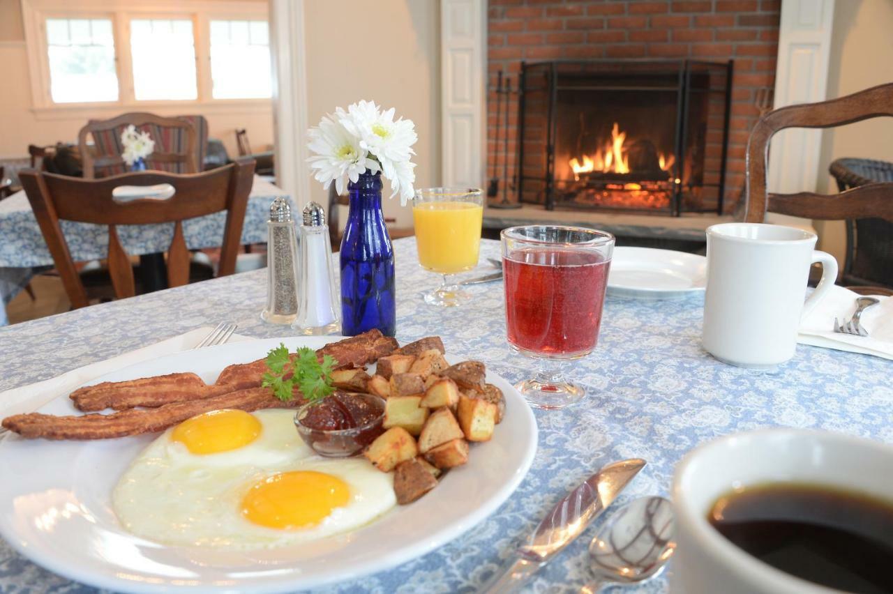 ساراتوغا سبرينغس، نيويورك The Springwater Bed And Breakfast المظهر الخارجي الصورة