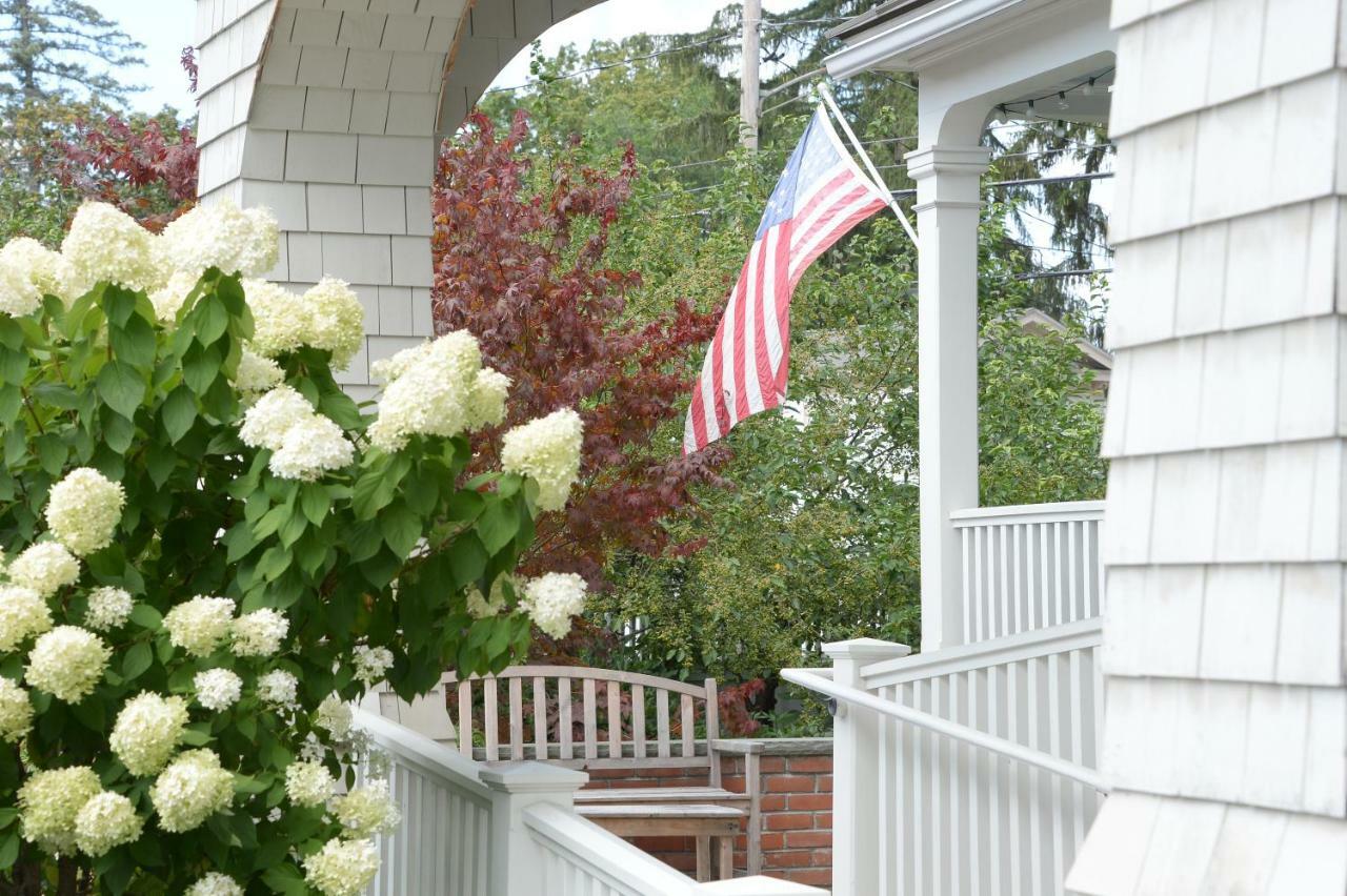 ساراتوغا سبرينغس، نيويورك The Springwater Bed And Breakfast المظهر الخارجي الصورة